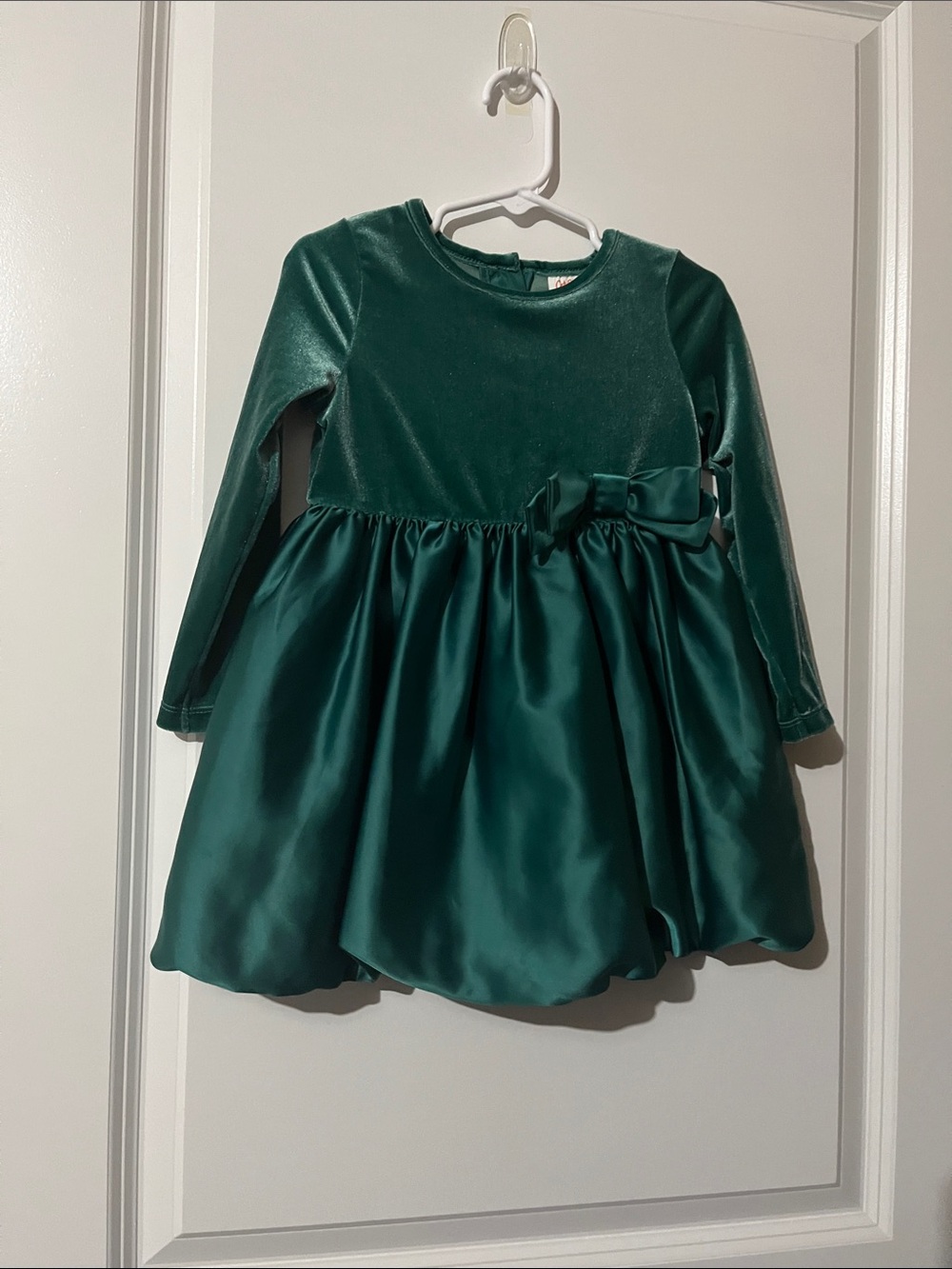 Cat & Jack Dark Green Velvet Bodice Satin Skirt Dress with Side Bow